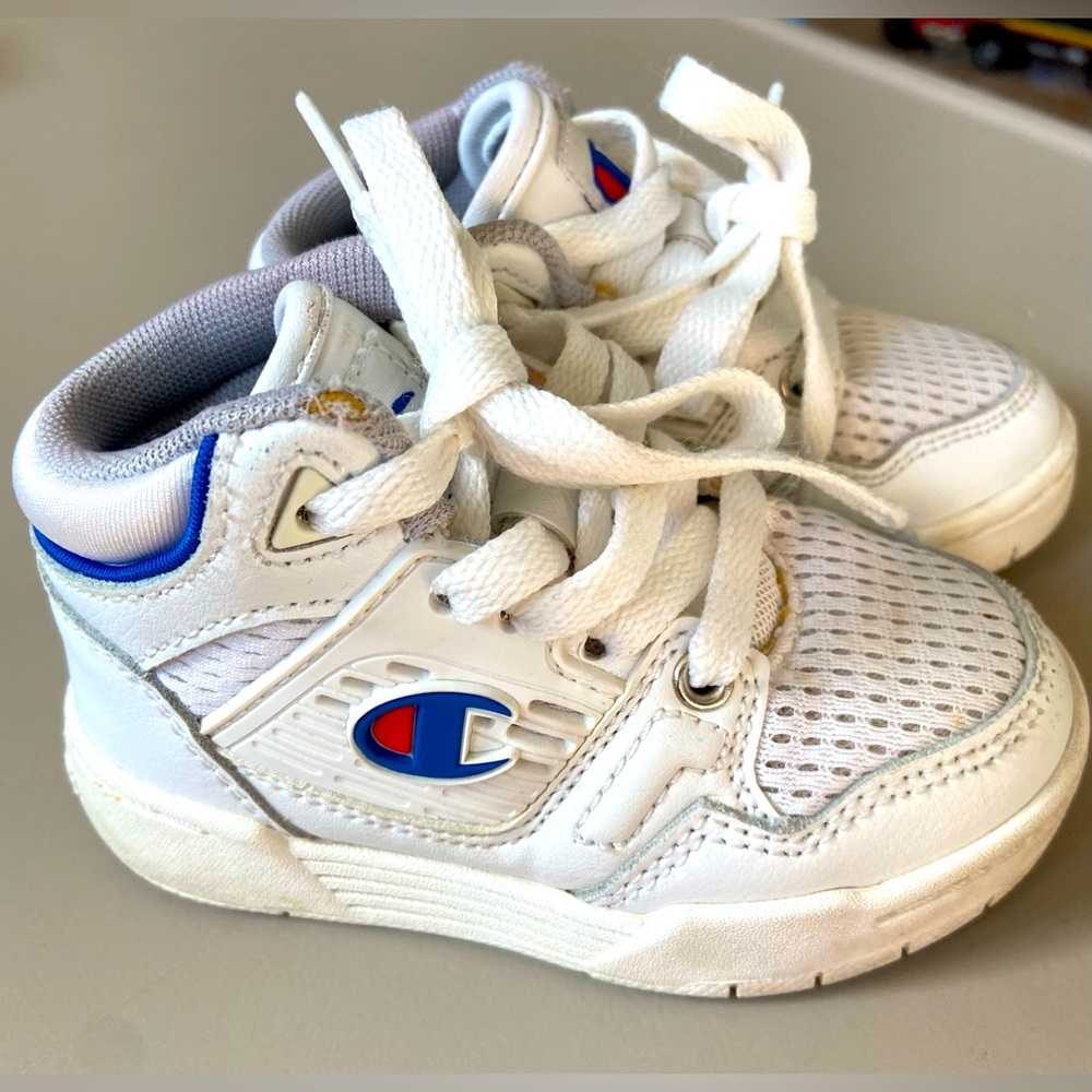 Champion size 6T baby shoes